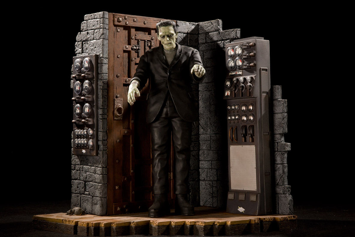 Frankenstein (1931) The Doctor's Model Mansion